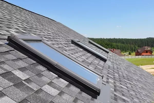 Asphalt Shingles: Affordable & Versatile